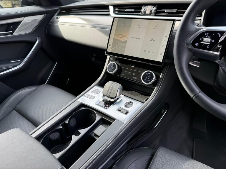 2024 Jaguar F-Pace 2.0 P250i R-Dynamic SE Black SUV 5dr Petrol Auto AWD Euro 6 (s/s) (250 ps) EST...