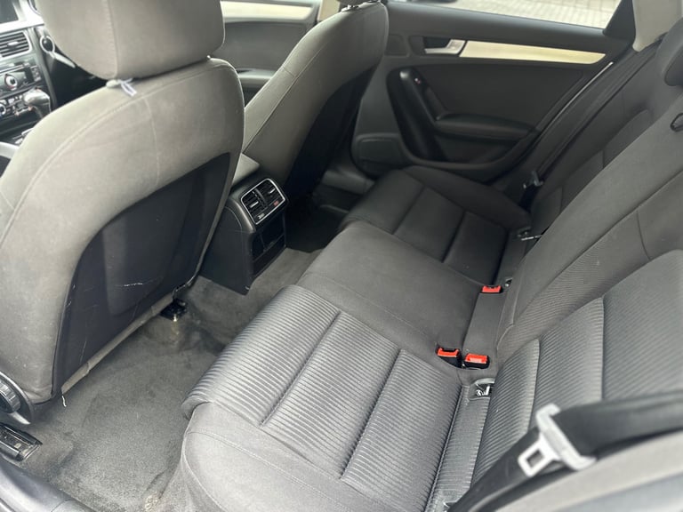 Audi, A4, Estate, 2012, Semi-Auto, 1968 (cc), 5 doors