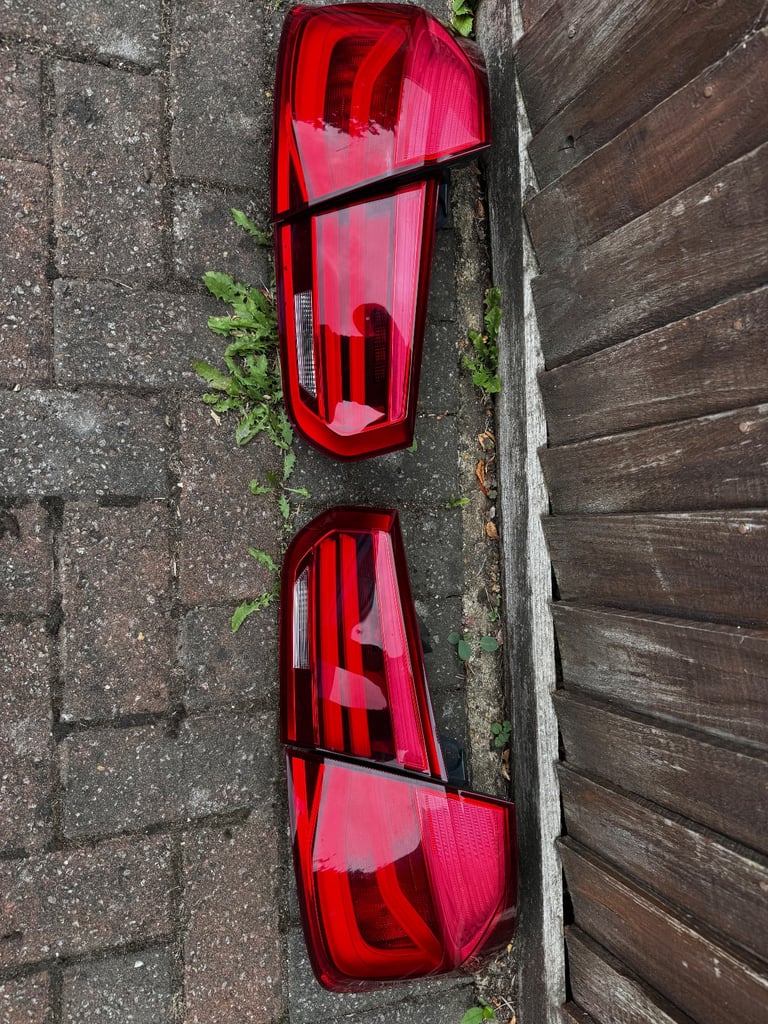 Set Rear lights genuine f30