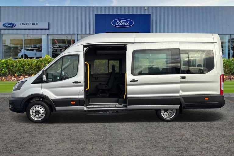 2023 Ford Transit 2.0 EcoBlue 170ps H3 18 Seater Leader Auto MINIBUS DIESEL Automatic
