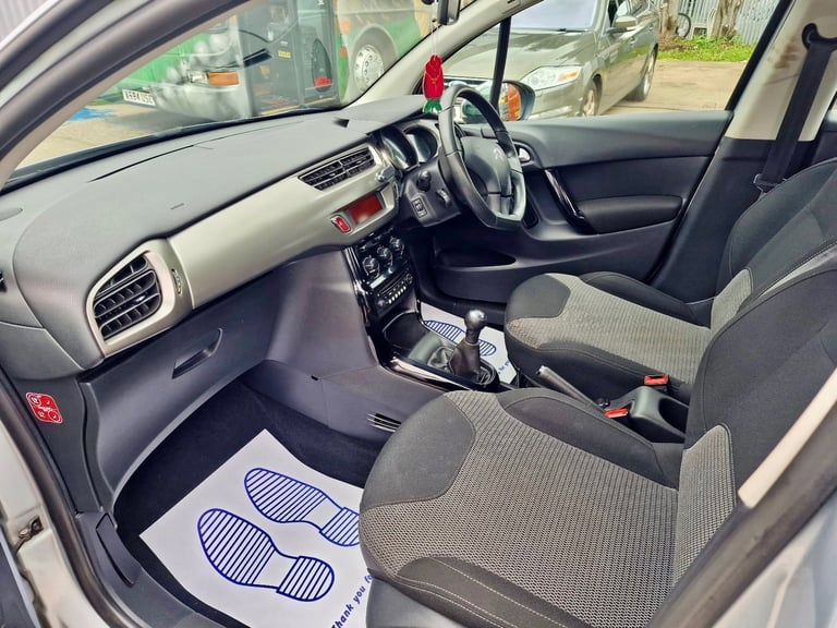 2014 CITROEN C3 SELECTION VTI 1.2 PETROL, 5 DOOR, 1 YEAR MOT, £20/YEAR ROAD TAX.