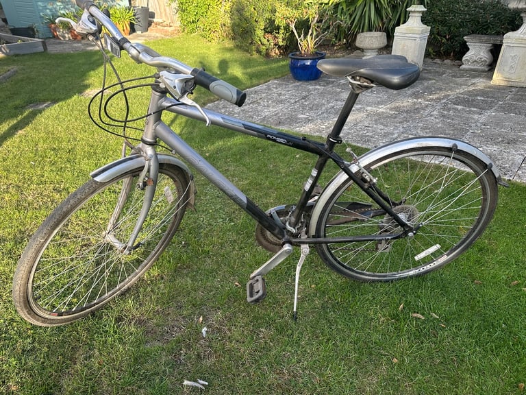 image for Mens Raleigh Pioneer Metro LX 21 Gear Shimano Bicycle  In Very Good working Condition ALL round