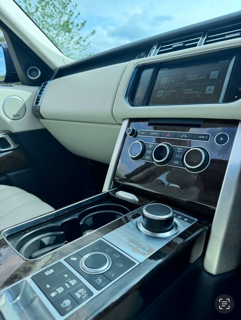 LAND ROVER RANGE ROVER 4.4 SD V8 Vogue 2015