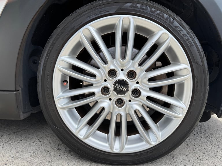 2014 MINI Cooper 2.0 PETROL AUTO Hatchback Petrol Semi Automatic