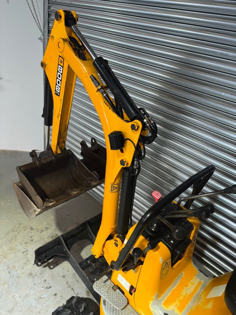 2014 jcb 8008