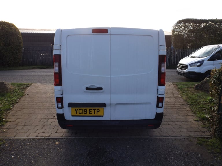 2019 Renault Trafic SL27 dCi 120 Business+ Van PANEL VAN Diesel Manual