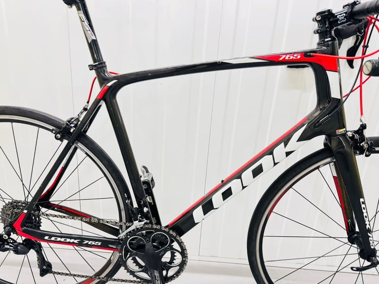 LOOK Size/XS Full Carbon 700c Wheels Super slaw Road Bike