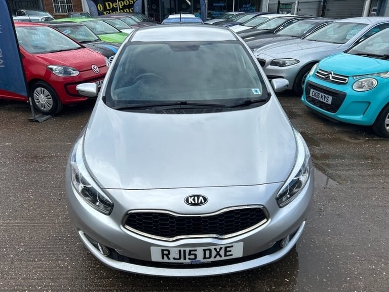 2015 Kia Ceed 1.6 CRDi 2 Hatchback 5dr Diesel Auto Euro 5 (126 bhp) Hatchback Diesel Automatic