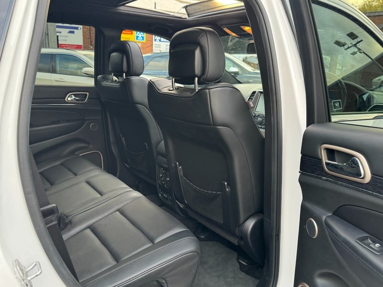 2016 Jeep Grand Cherokee 3.0 V6 CRD Summit SUV 5dr Diesel Auto 4WD Euro 6 (247 bhp) ESTATE Diesel...