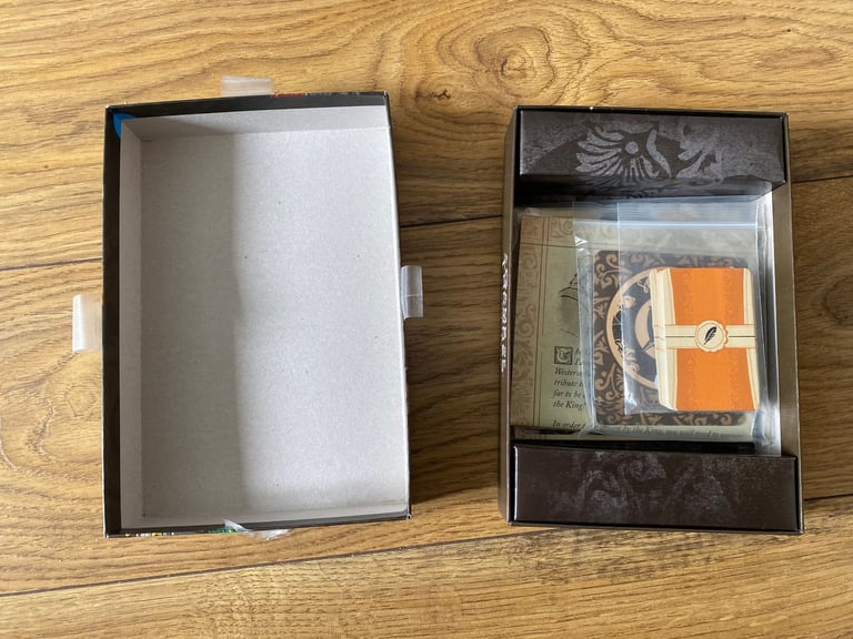 A GAME OF THRONES : HAND OF THE KING CARD GAME (2016), Fantasy Flight Games, OPENED NEVER PLAYED