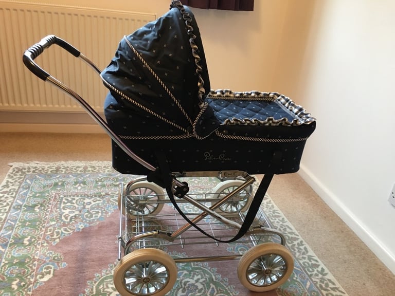 Rare Silver Cross Ultima Pram. Childs Toy. In excellent Condition