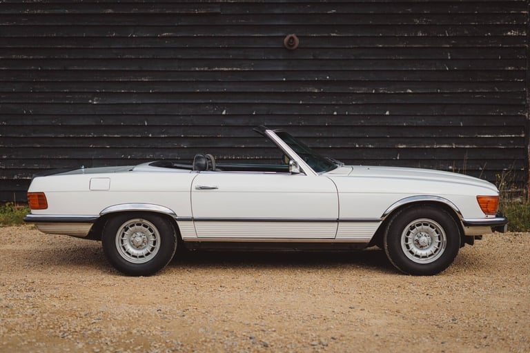 1975 Mercedes-Benz 450 SL  PETROL Automatic