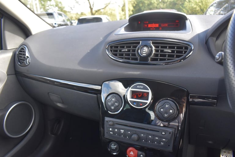 2011 Renault Clio 2.0 Gordini Euro 5 3dr HATCHBACK Petrol Manual