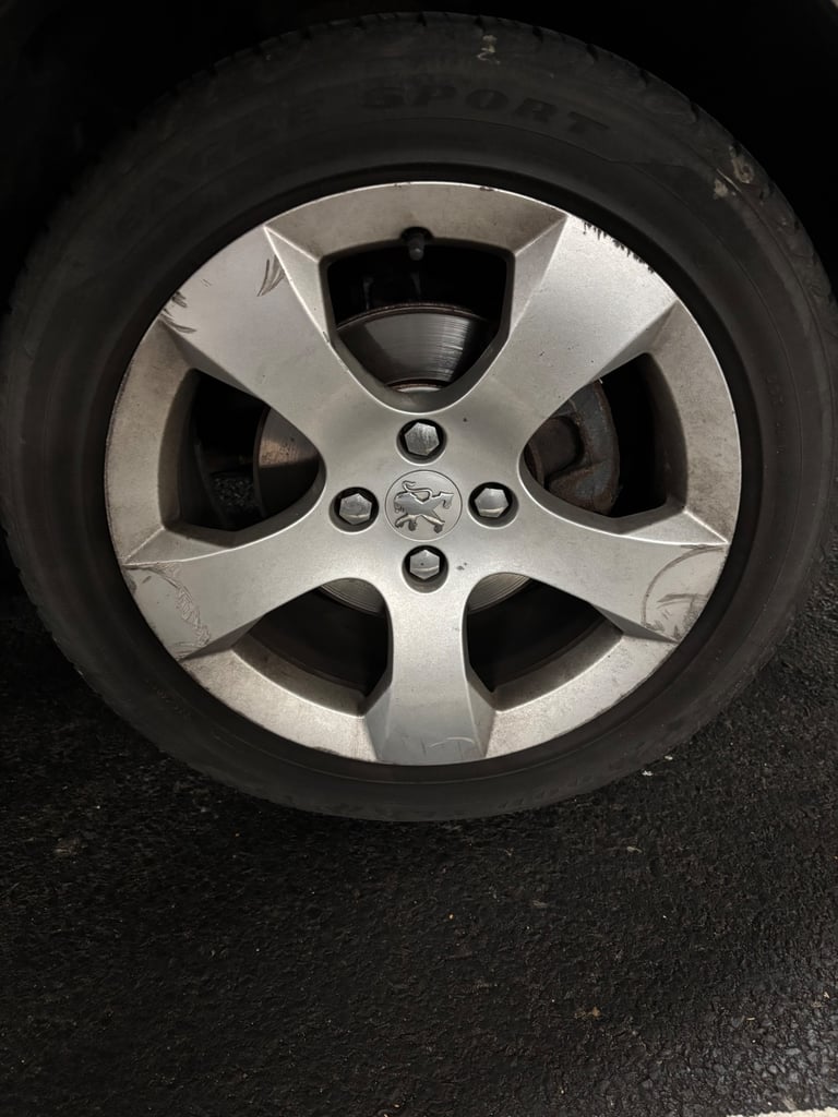 Peugeot, 3008, Hatchback, 2012, Manual, 1560 (cc), 5 doors