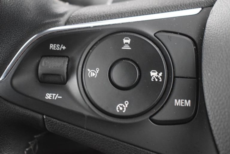 2022 Vauxhall Mokka 1.2 Turbo Elite Premium 5dr Auto HATCHBACK PETROL Automatic