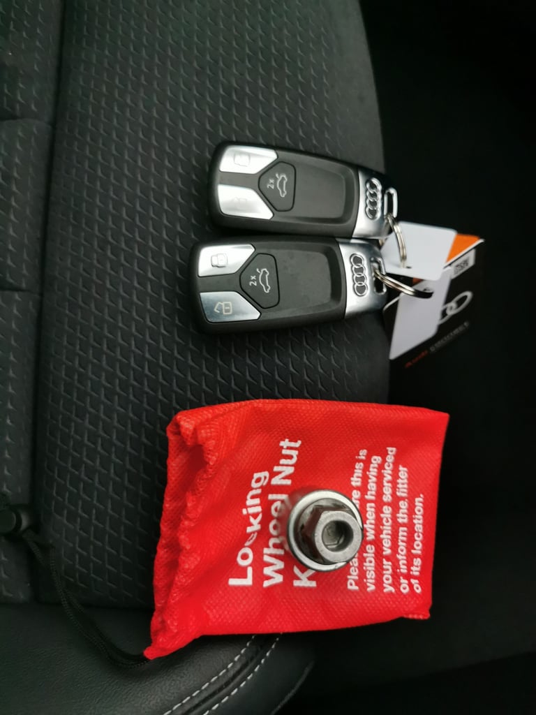 2023 Audi A4 Avant 2.0 TFSI 40 Black Edition Estate 5dr Petrol S Tronic Euro 6 (s/s) (204 ps)  Es...