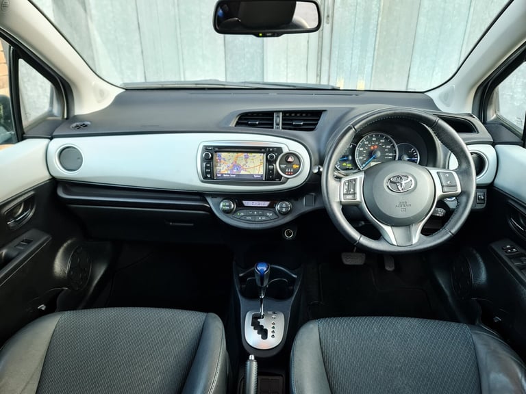2012 Toyota Yaris 1.5 VVT-i Hybrid T Spirit 5dr CVT HATCHBACK Petrol/Electric Hybrid Automatic