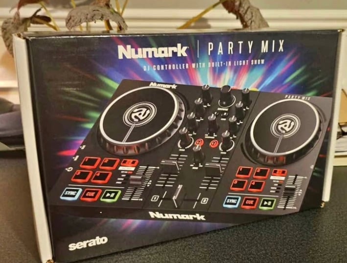 image for Numark party mix 2 and Hercules dj32 monitor speakers 