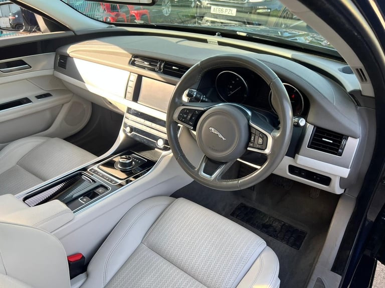 2018 Jaguar XF 2.0d Prestige Sportbrake Auto Euro 6 (s/s) 5dr ESTATE Diesel Automatic