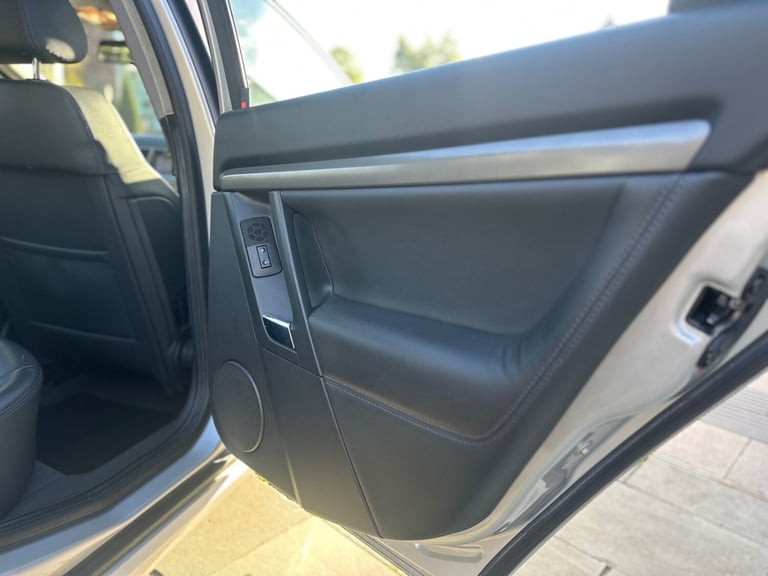 2009 Vauxhall Vectra 1.9 CDTi 16v Elite 5dr HATCHBACK Diesel Automatic