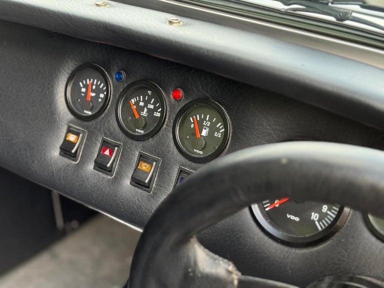 2012 Caterham Seven 2.0 Duratec. CSR Independent Suspension