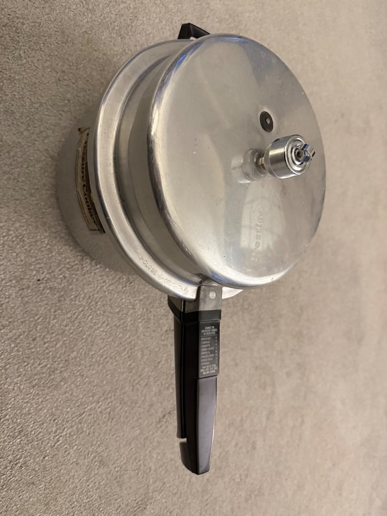 image for PRESTIGE PRESSURE COOKER 