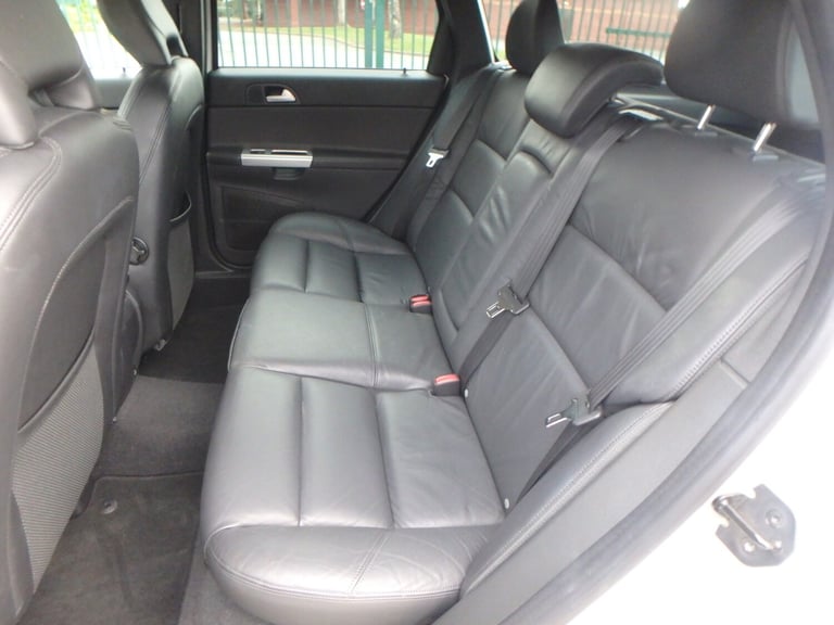 2012 Volvo V50 SE Lux 2.0cc Automatic Estate (Classic) Only 17571 Miles  Petrol Automatic