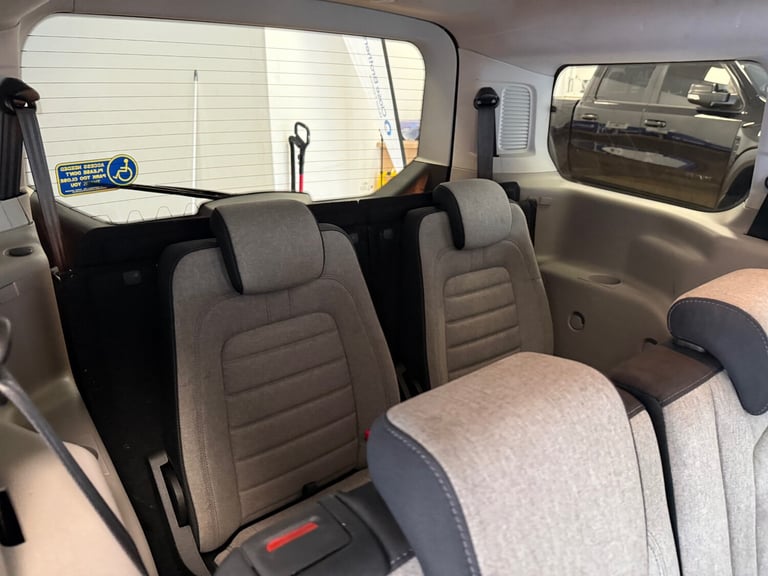2019 Ford Grand Tourneo Connect 1.5 EcoBlue 120 Titanium 5dr MPV Diesel Manual