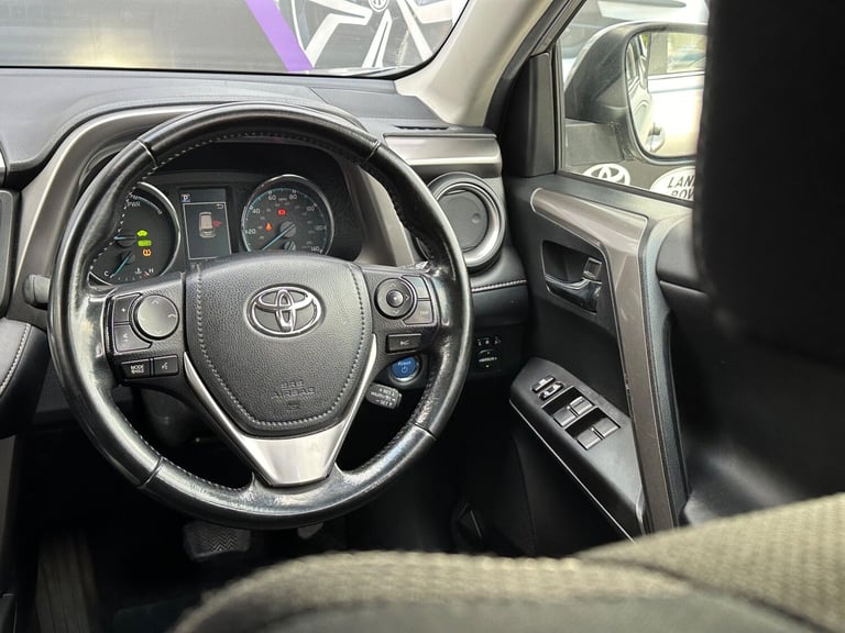 2017 Toyota RAV4 2.5 VVT-h Business Edition Plus CVT Euro 6 (s/s) 5dr (Safety Sense, Nav) ESTATE ...