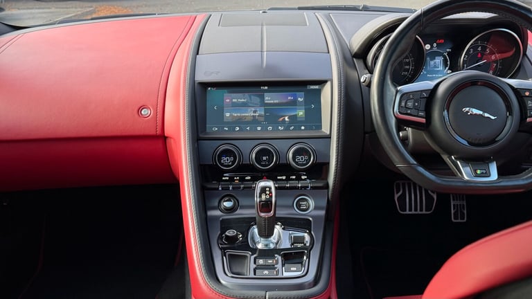 2018 Jaguar F-TYPE 5.0 Supercharged V8 R 2dr Auto AWD Petrol