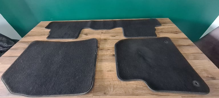 Genuine Peugeot 3008 2017 to 2024 set of 3 Velour Floor Carpet Mats