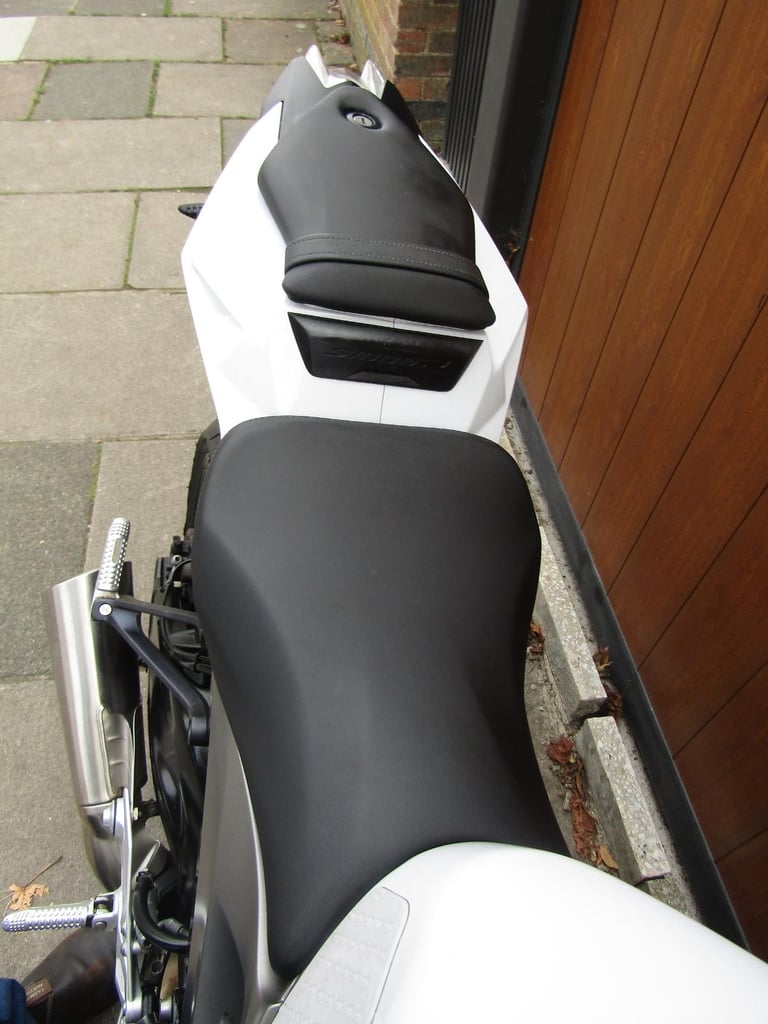 BMW S 1000 R, SERVICE HISTORY , 2015 MODEL, 4 RIDE MODES , Amazing condition .