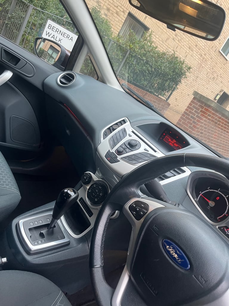 Ford, FIESTA, Hatchback, 2011, Other, 1388 (cc), 5 doors