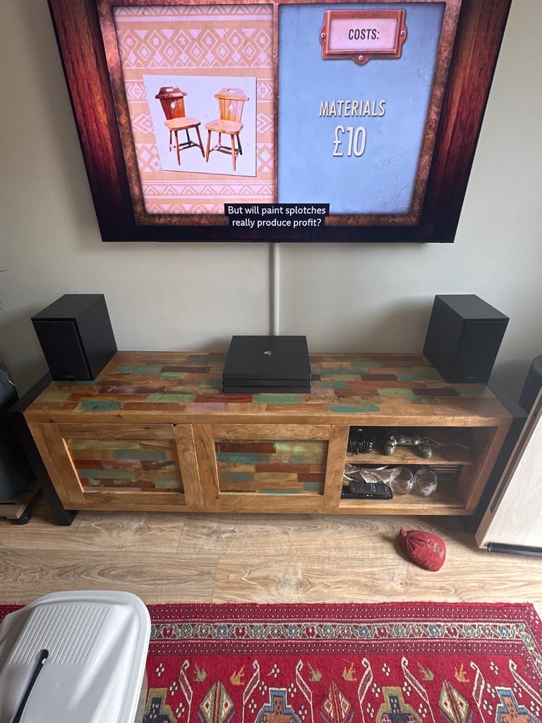Tv cabinet 