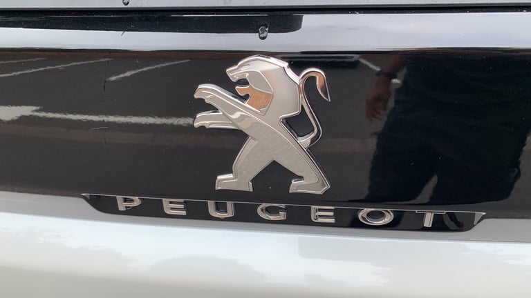 2023 Peugeot 5008 1.2 PureTech GT 5dr EAT8 HATCHBACK PETROL Automatic