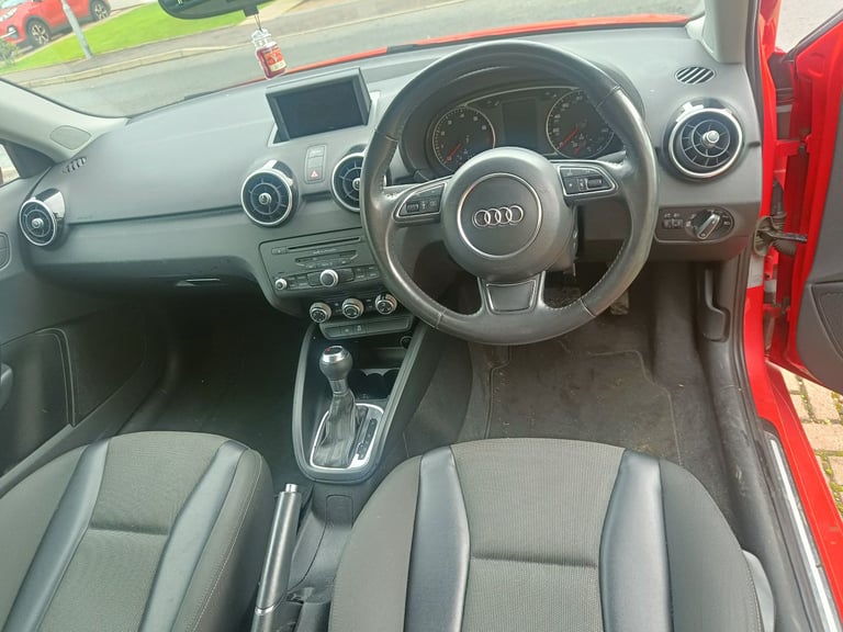 Audi, A1, Hatchback, 2012, Semi-Auto, 1390 (cc), 3 doors