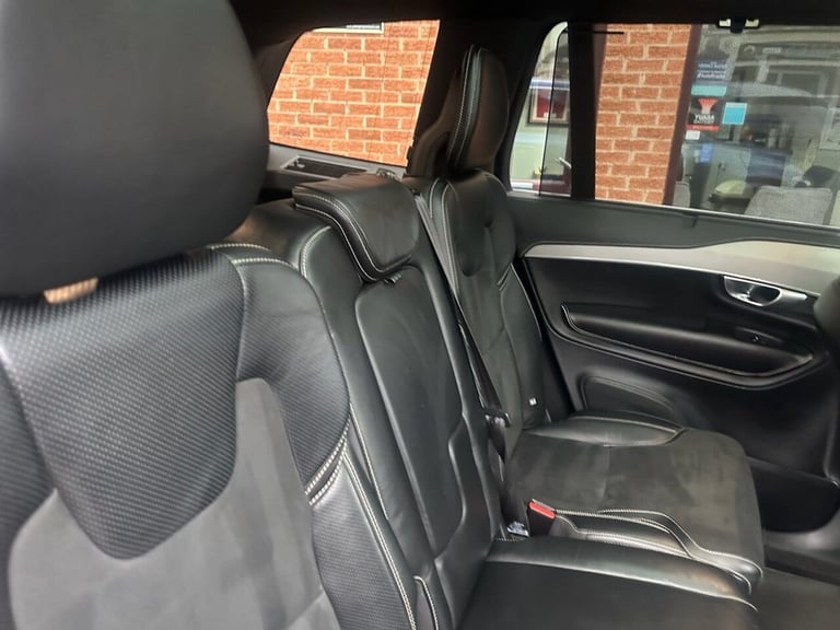 2018 Volvo XC90 2.0h T8 Twin Engine 10.4kWh R-Design SUV 5dr Petrol Plug-in Hybrid Auto 4WD ESTAT...