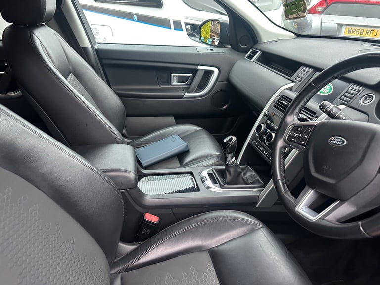2016 Land Rover Discovery Sport TD4 SE TECH 5-Door Diesel