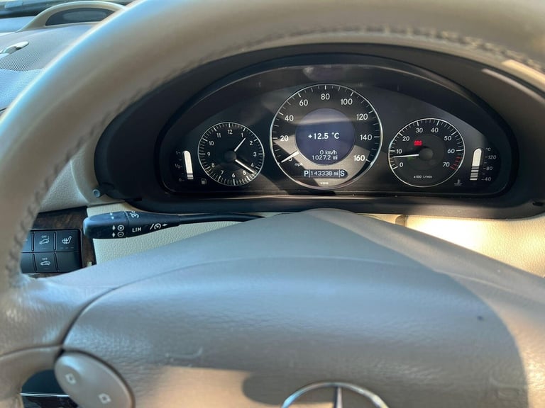 2006 Mercedes-Benz CLK 3.0 CLK280 Elegance Cabriolet 7G-Tronic 2dr CONVERTIBLE Petrol Automatic