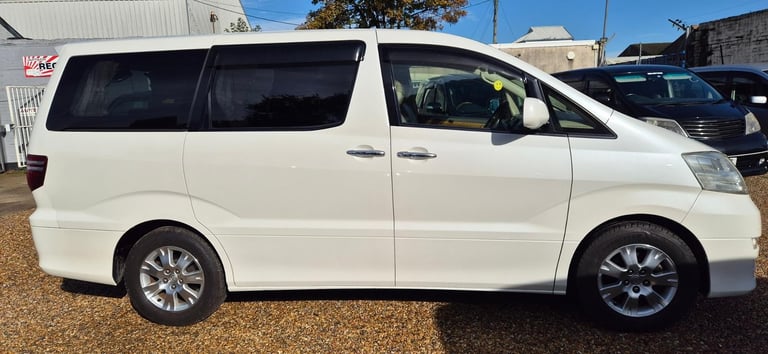 Toyota Alphard 1/2 Berth Campervan with Fridge