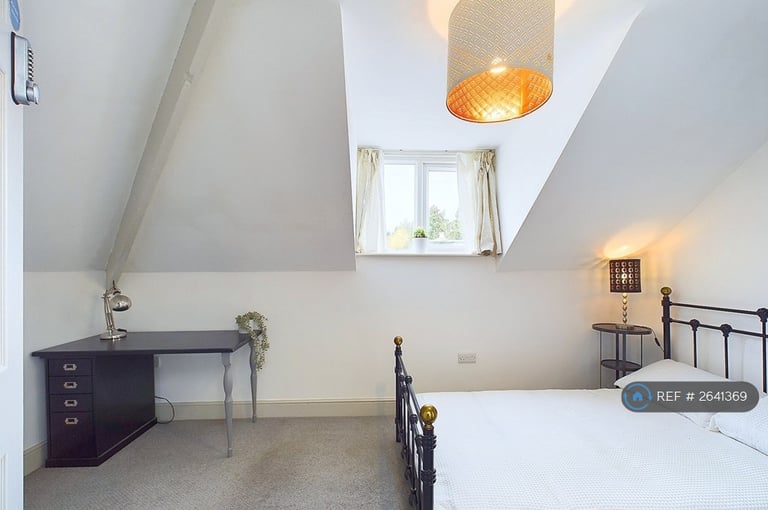 1 bedroom in Deanery Road, Kingswood, Bristol, BS15 (#2641369)