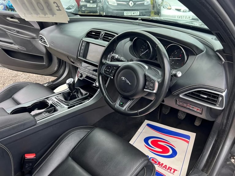 Jaguar, XE, Saloon, 2017, Manual, 1999 (cc), 4 doors