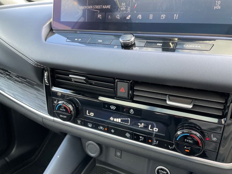 2022 Nissan Qashqai 1.3 DiG-T MH 158 Tekna 5dr Xtronic HATCHBACK PETROL Automatic