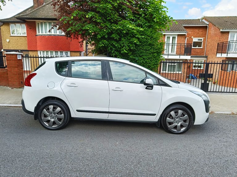 Cheap Peugeot, 3008, Hatchback, 2013, Manual, 1598 (cc),5 doors for sale in Wembley, Greater London