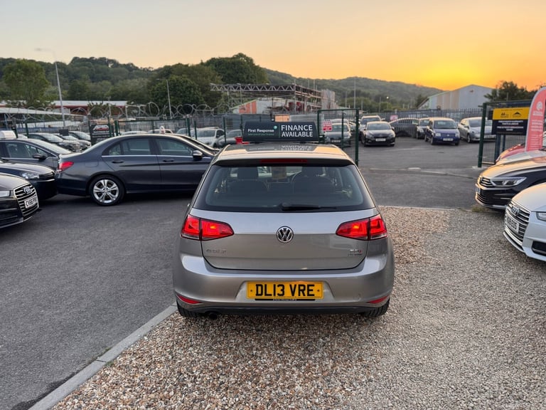 2013 Volkswagen Golf 1.6 TDI 105 SE 5dr HATCHBACK Diesel Manual