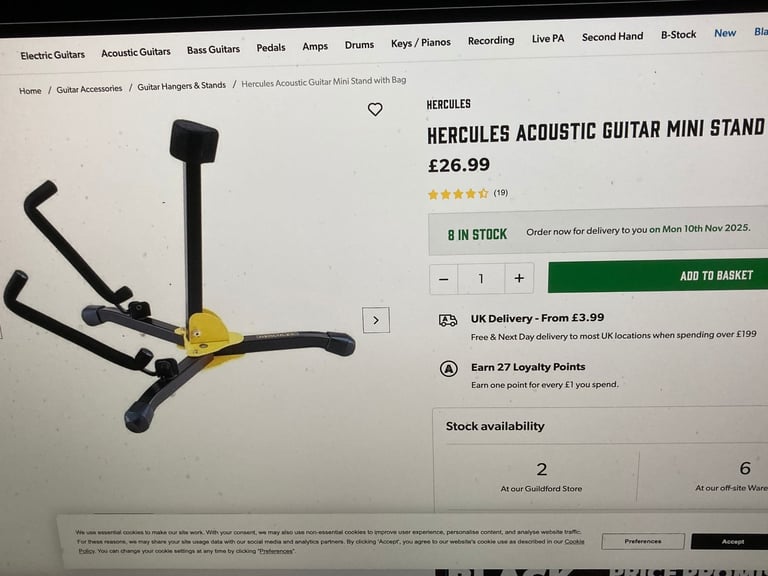 @@  HERCULES ACOUSTIC GUITAR STAND & KEYBOARD STAND .. BOTH IN V.G.C.  @@