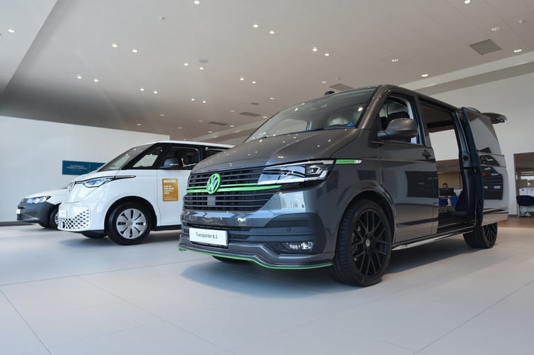 2025 Volkswagen Golf 2.0 TSI 333 R Black Edition 4Motion 5dr DSG Hatchback PETROL Automatic