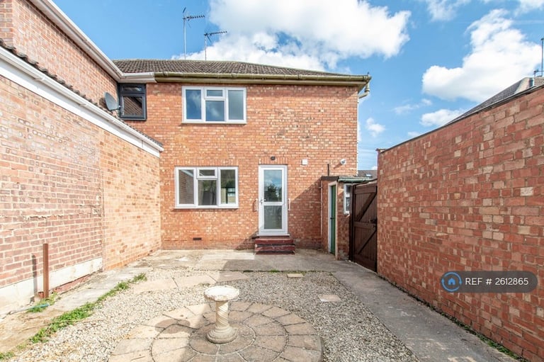 3 bedroom house in Neithrop Avenue, Banbury, OX16 (3 bed) (#2612865)