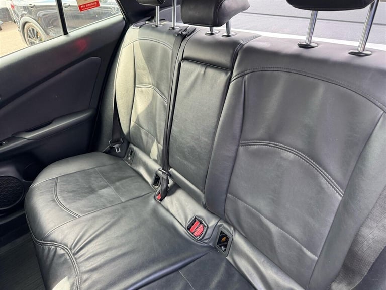 2016 Toyota Prius 1.8 VVT-h Active CVT Euro 6 (s/s) 5dr Hatchback Petrol/Ele Automatic