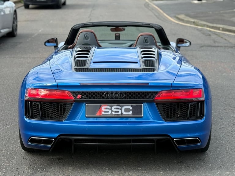 Audi R8 5.2 FSI V10 Spyder S Tronic quattro Euro 6 (s/s) 2dr
